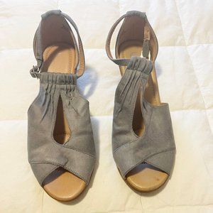 Journee Gray Wedge Shoe